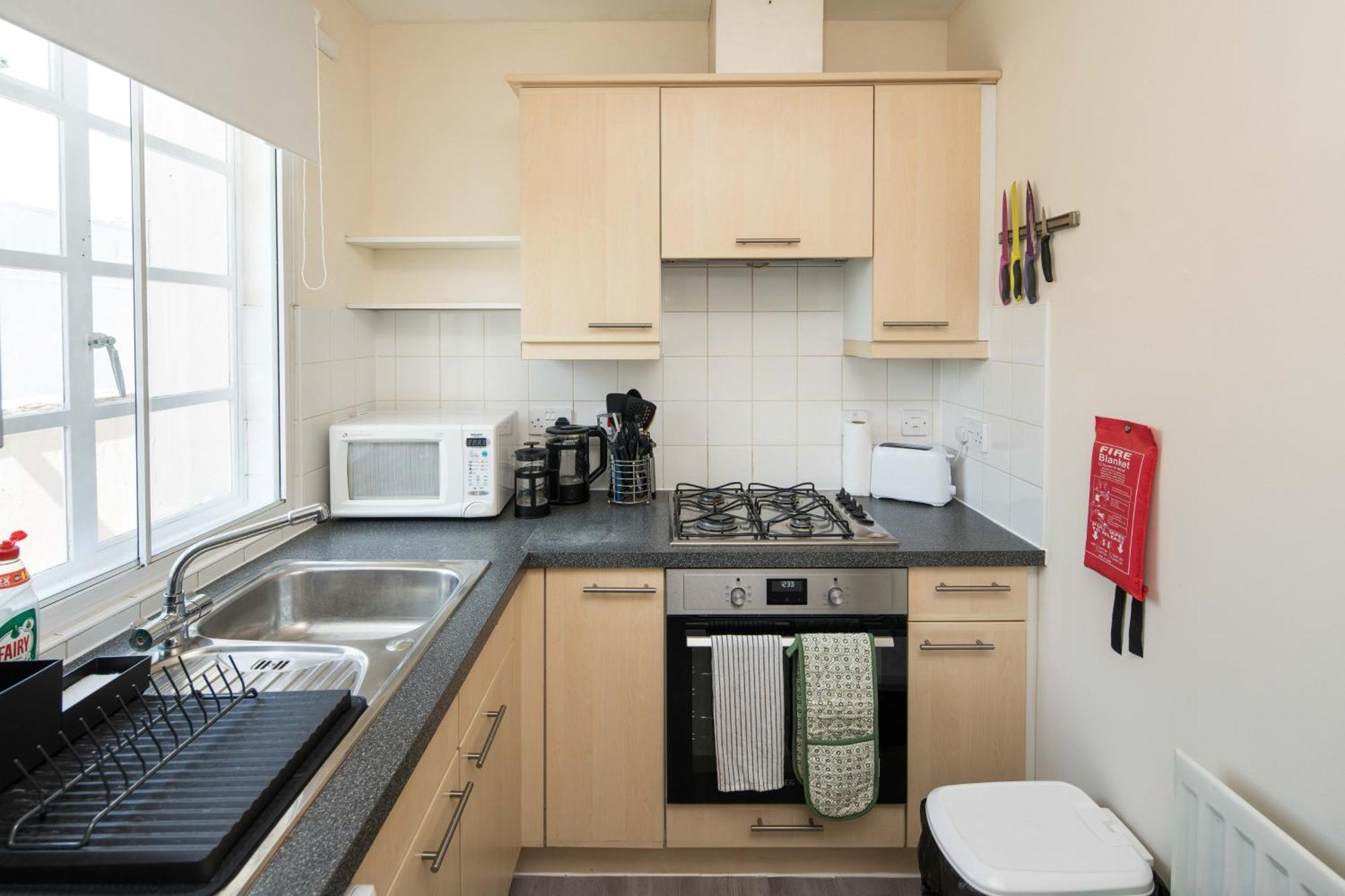 2Bd London Flat - City Buzz & Parkside Serenity 아파트 외부 사진